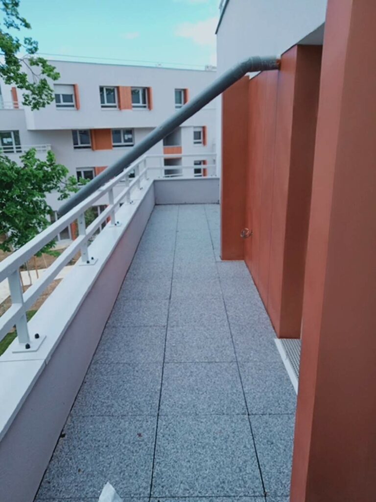 Spécialiste étanchéité terrasse 77